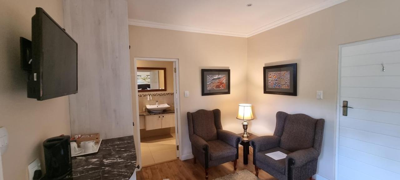 Somerzicht Guest House Сомерсет-Вест Екстер'єр фото