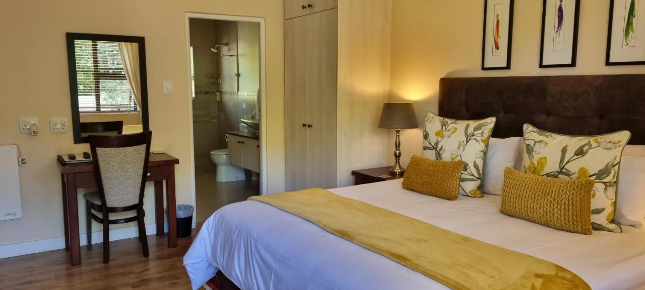 Somerzicht Guest House Сомерсет-Вест Екстер'єр фото
