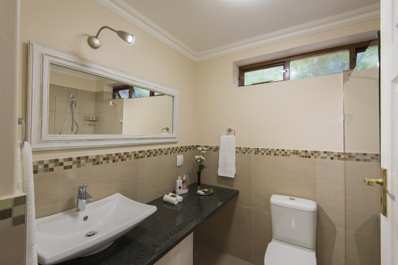 Somerzicht Guest House Сомерсет-Вест Екстер'єр фото